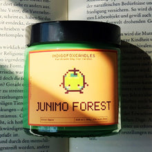 Lade das Bild in den Galerie-Viewer, Junimo Forest