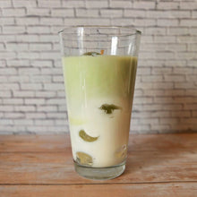Lade das Bild in den Galerie-Viewer, Iced Matcha Latte