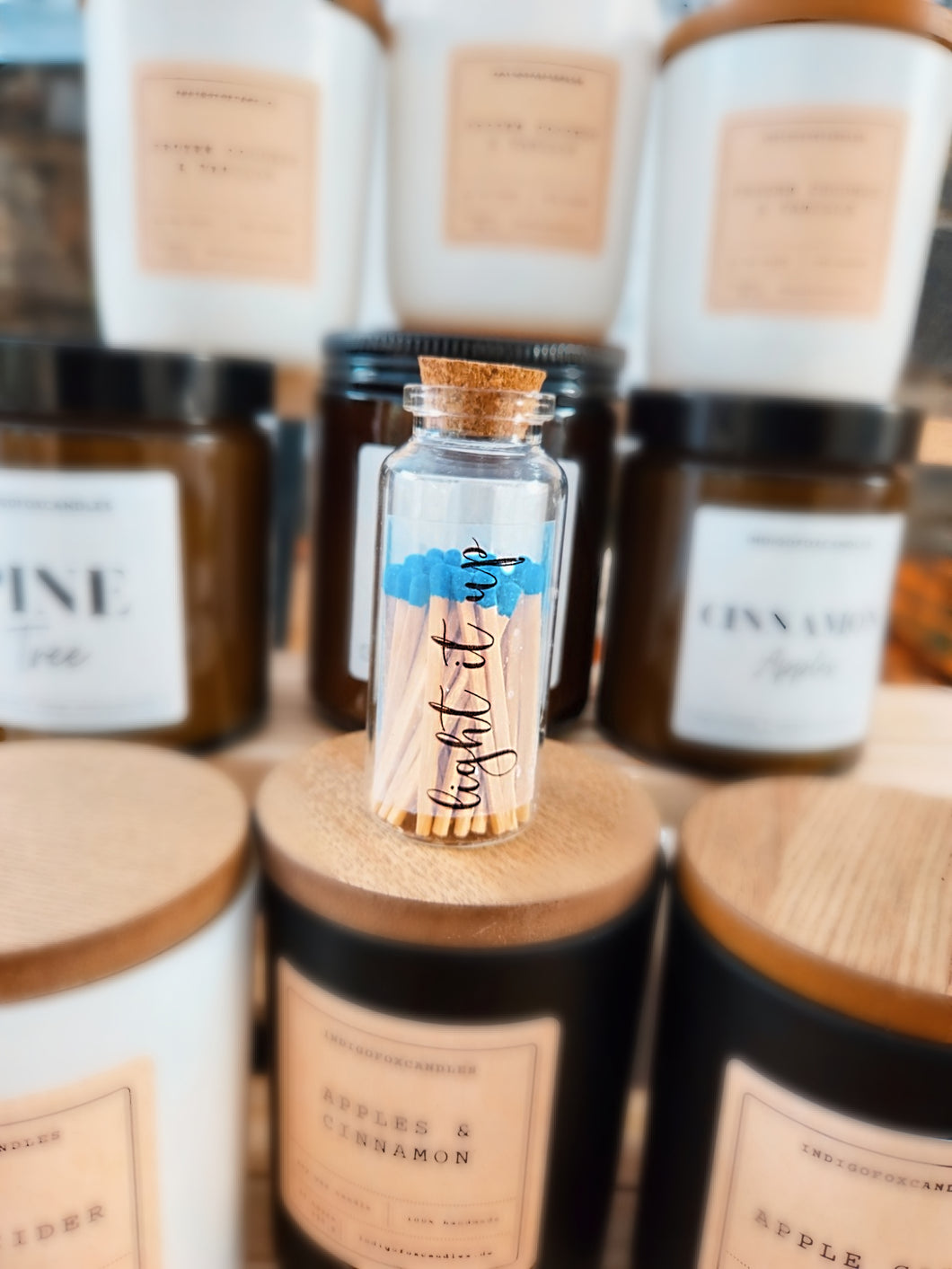 Streichhölzer im Glas