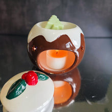 Lade das Bild in den Galerie-Viewer, Weihnachtspudding Teelicht Duftlampe
