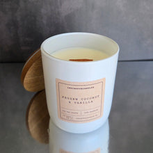 Lade das Bild in den Galerie-Viewer, Frozen Coconut &amp; Vanilla
