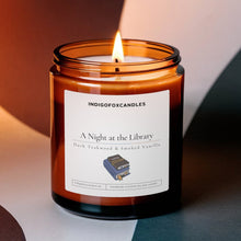 Lade das Bild in den Galerie-Viewer, A Night at the Library
